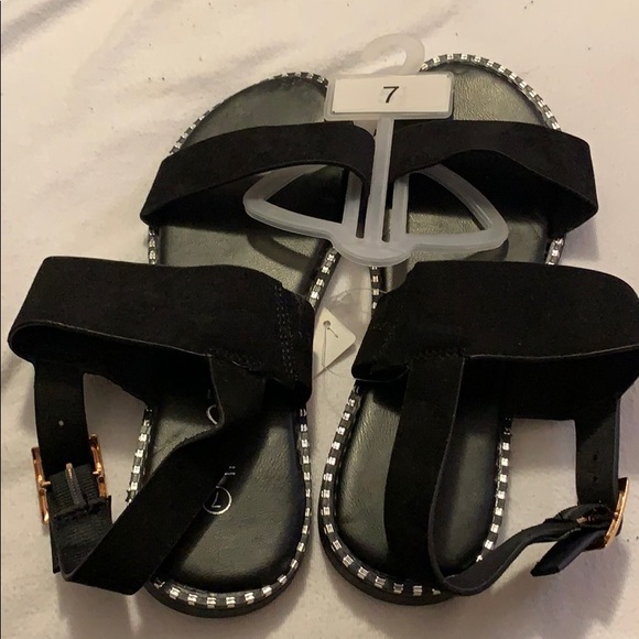 Shoes - Picture 2 of 2